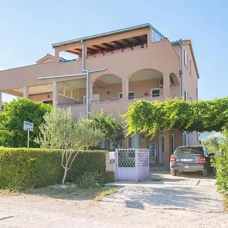With A Parking Space Kastel Stafilic, - 22665 Apartamento